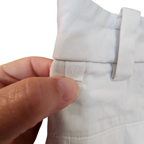 Lululemon LULULEMON Men's 9.5" White ABC Classic Fit Chino Shorts Size 34 Casual - Picture 3 of 4